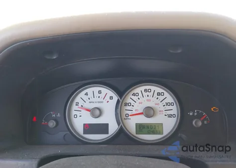 2005 Ford Escape Xlt из США, поврежденный, VIN 1FMYU03135KA28846